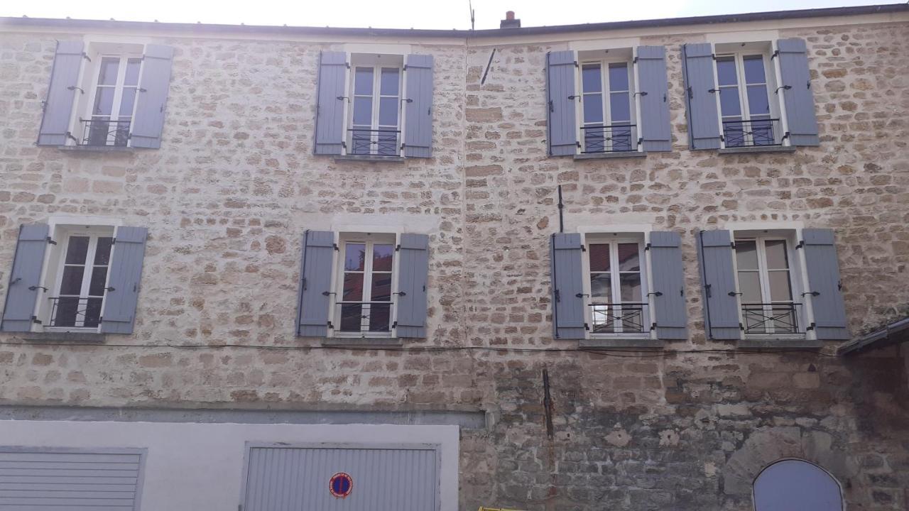 Chez Ma Petite Reine 1 Apartamento Pontoise Exterior foto